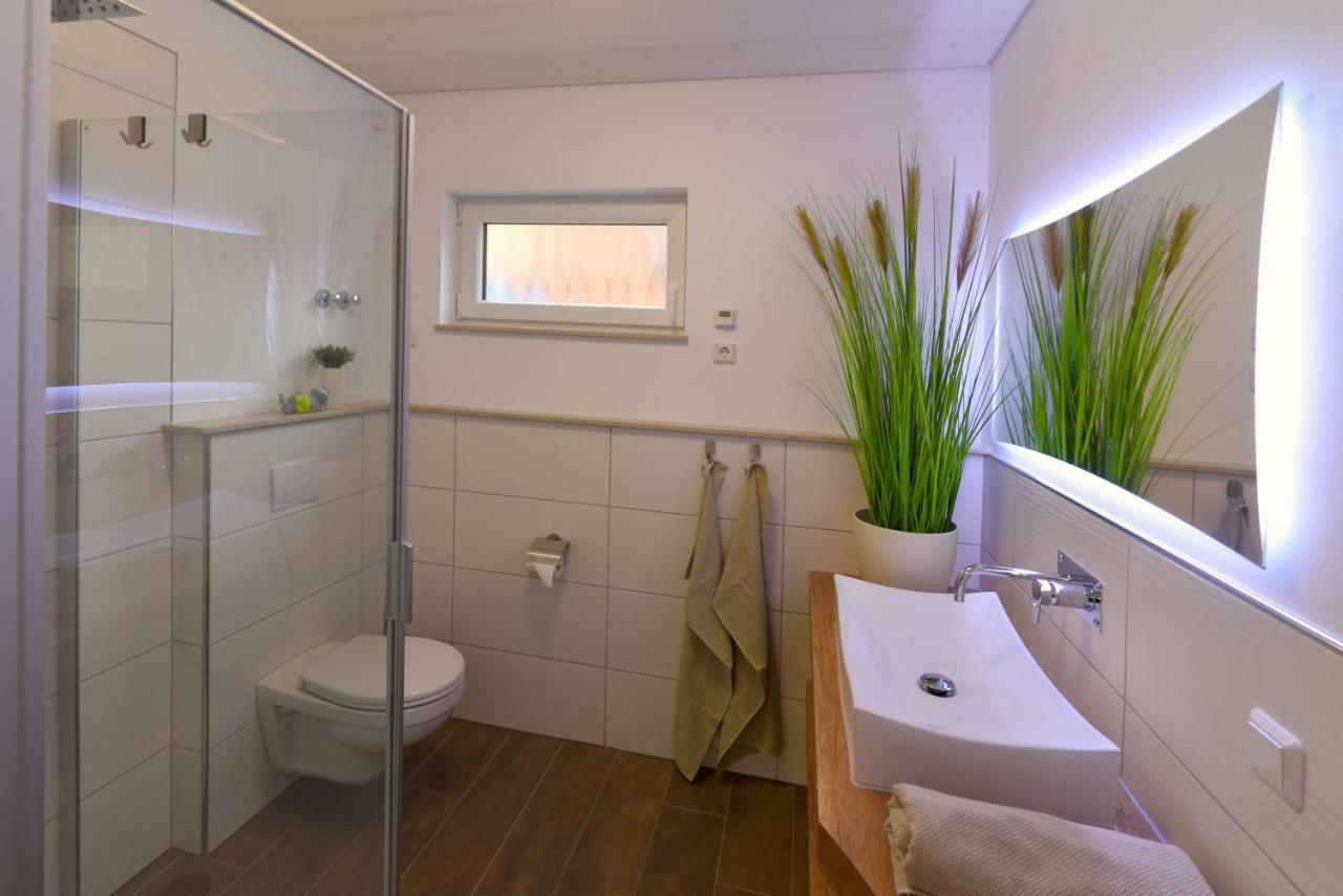 Petit-Chalet Am Hainer See Rotha Ngoại thất bức ảnh
