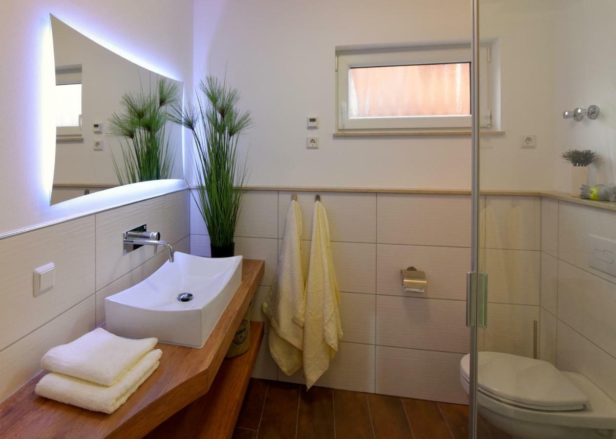 Petit-Chalet Am Hainer See Rotha Ngoại thất bức ảnh